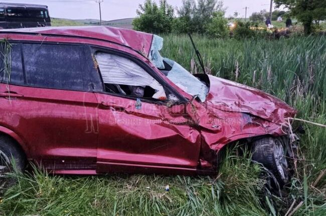 4-imagini-de-la-accidentul-in-care-a-murit-iulian-cojocaru-bmw-ul-distrus-extras-cu-macaraua-galerie-foto