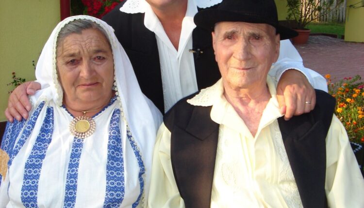 parinti-petrica-matu-stoian
